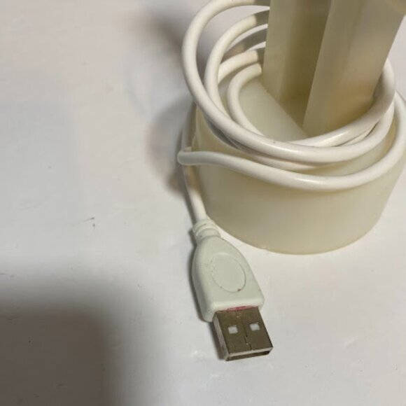 USB LED Neon Cactus Table Lamp – Small - Picture 5 of 9